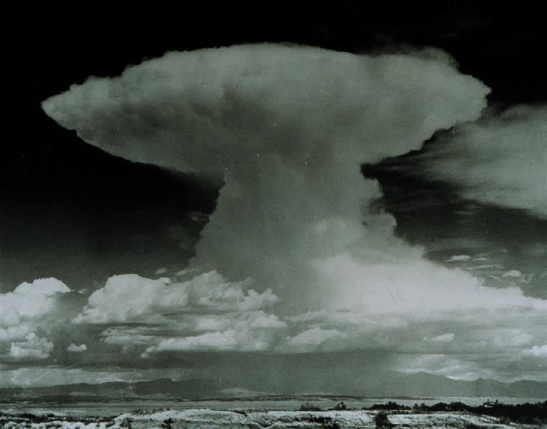 A cumulonimbus incus is a mature thunderstorm cloud and can produce many dangerous elements. (Foto:NASA)