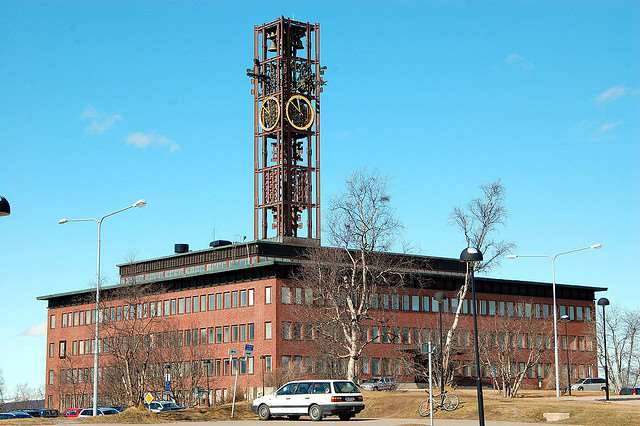   The beautiful city hall of Kiruna <br/> http://farm3.staticflickr.com/2509/3782438401_8fdf6d988c_z.jpg